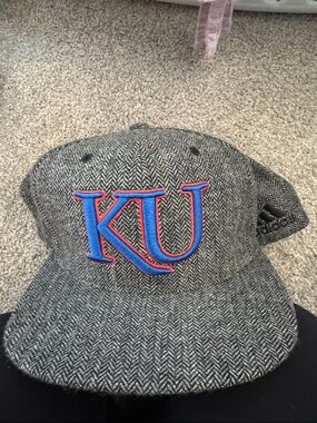 KU Embroidered Herringbone buckle Snapback Hat - Gray with Blue & Red Logo